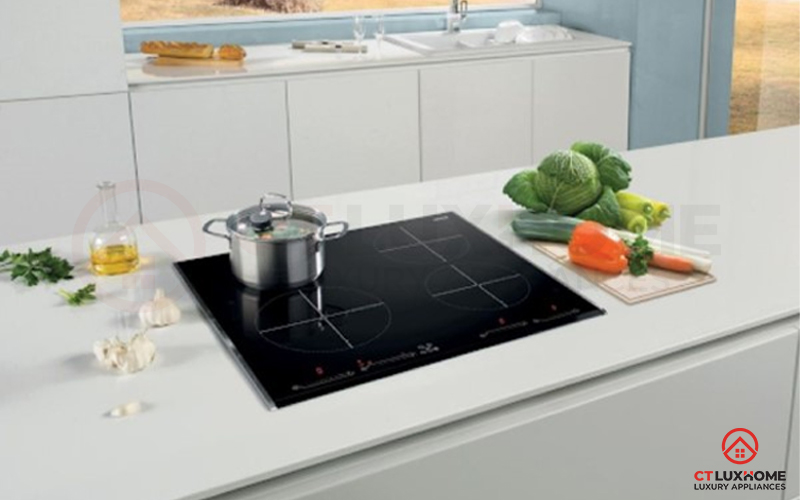 KÍCH THƯỚC BẾP TỪ 4 VÙNG NẤU LÀ BAO NHIÊU? CÓ NÊN MUA BẾP TỪ 4 VÙNG NẤU KHÔNG? 2