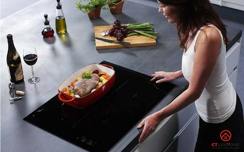 KÍCH THƯỚC BẾP TỪ 4 VÙNG NẤU LÀ BAO NHIÊU? CÓ NÊN MUA BẾP TỪ 4 VÙNG NẤU KHÔNG? 10