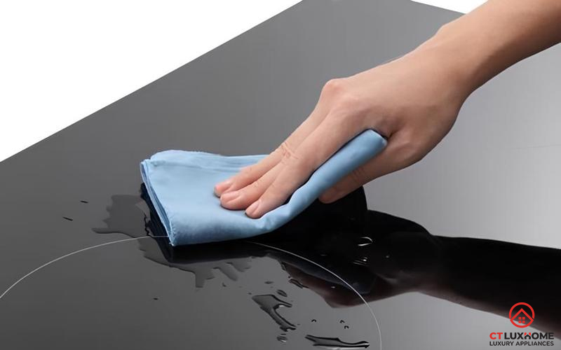 VÌ SAO MẶT KÍNH BẾP TỪ BỊ NỨT? NGUYÊN NHÂN VÀ CÁCH KHẮC PHỤC 3