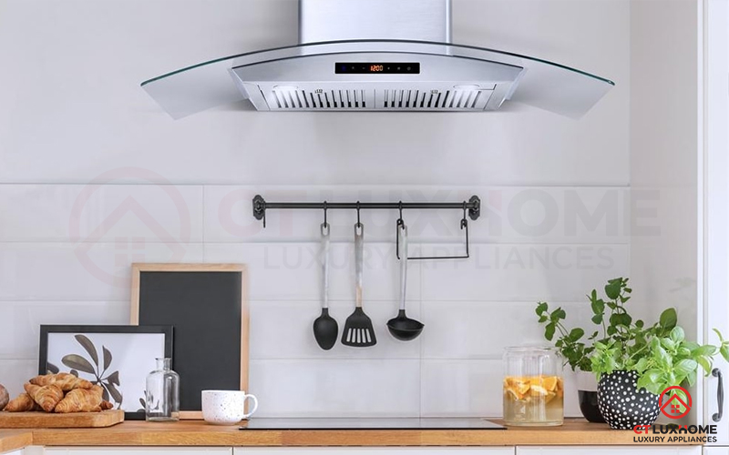 [TƯ VẤN] NÊN MUA MÁY HÚT MÙI KÍNH CONG HAY THẲNG? 1