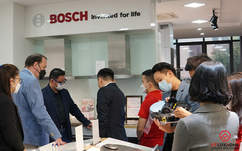 Tổng giám đốc Bosch khu vực Châu Á - Thái Bình Dương thăm và làm việc tại CT Luxhome