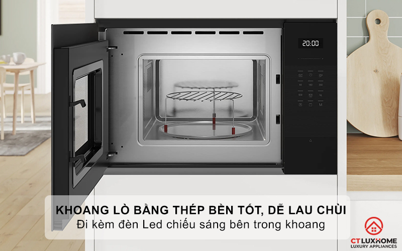 Khoang lò bằng thép không gỉ, dễ dàng vệ sinh đi kèm đèn LED