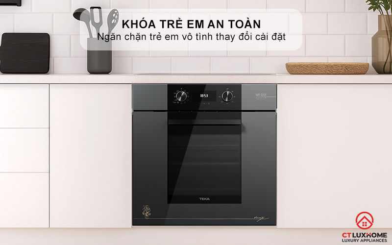 Khoang lò được phủ lớp tráng men chống dính tiện lợi