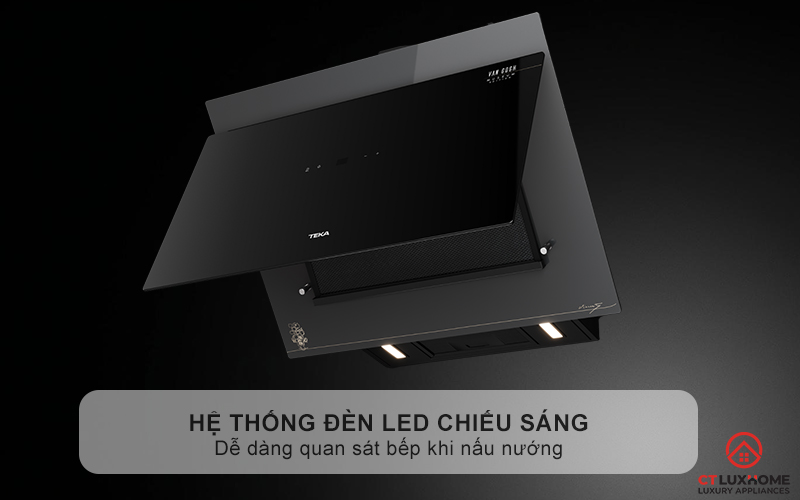 Hệ thống đèn LED chiếu sáng, dễ dàng quan sát bếp khi nấu nướng