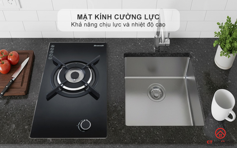 Mặt kính cường lực bền bỉ và dễ vệ sinh