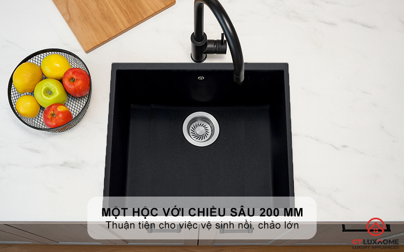 Một hộc rửa lớn với chiều sâu 200 mm