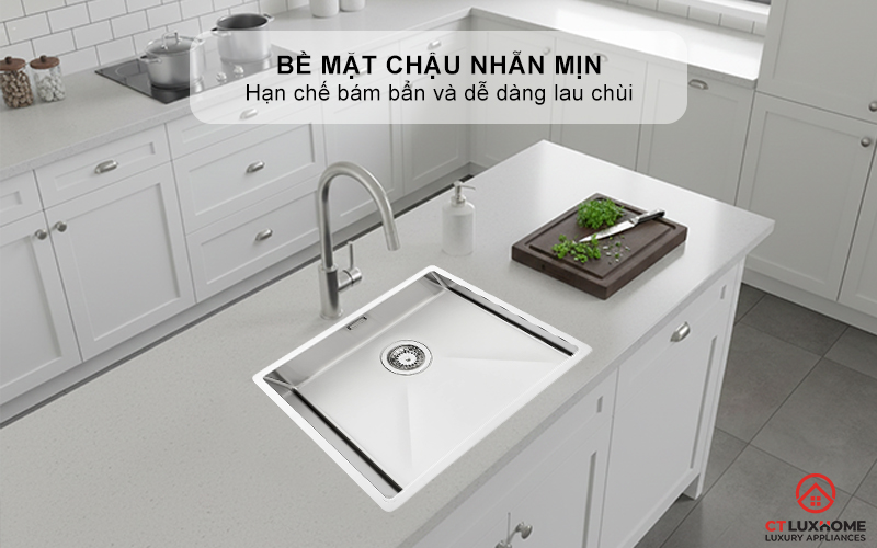 Bề mặt chậu nhẵn mịn, hạn chế bám bẩn và dễ dàng lau chùi