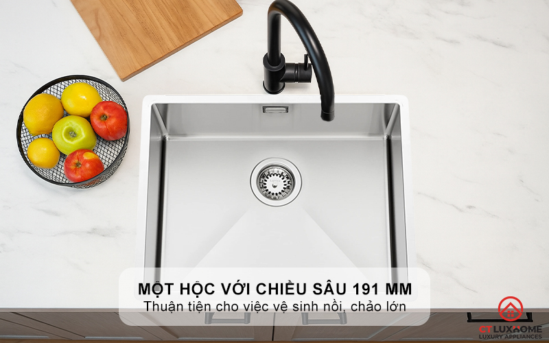 Một hộc rửa lớn với chiều sâu 191 mm