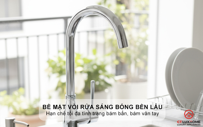 Bề mặt vòi rửa sáng bóng bền lâu, chống bám vân tay