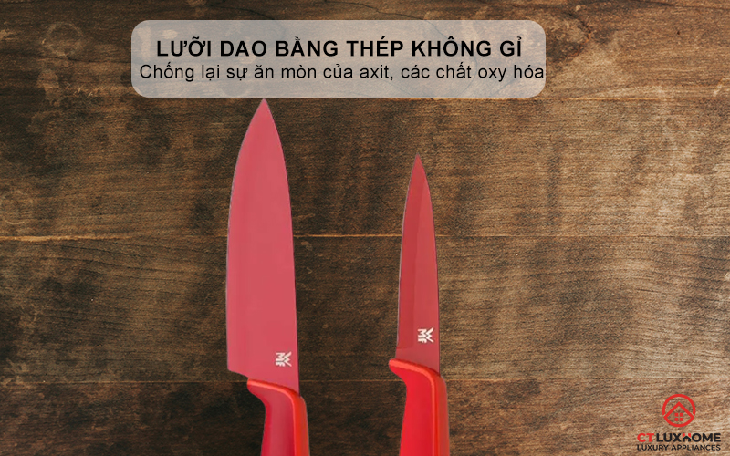 Lưỡi dao làm bằng thép không gỉ
