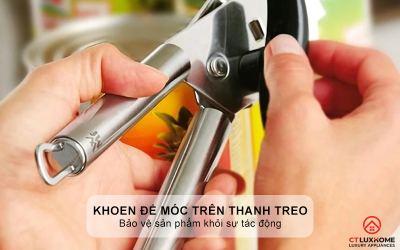 Khoen thực tế để lưu trữ trên thanh treo có móc