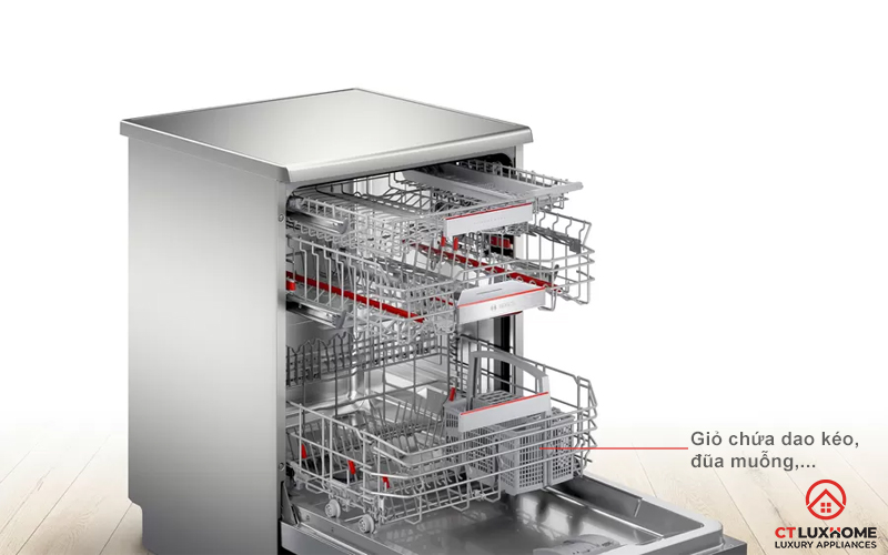 Máy rửa bát độc lập Bosch SMS6EDI06E được trang bị thêm giỏ đựng dao kéo, đũa muỗng,...