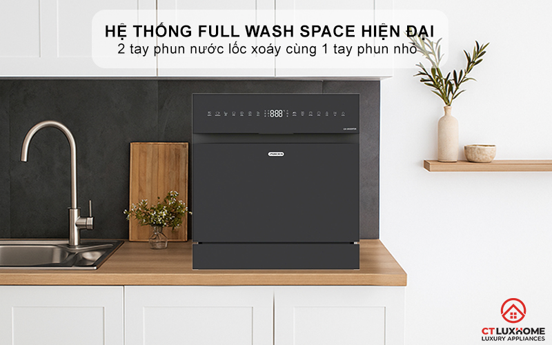 2 tay phun nước lốc xoáy cùng 1 tay phun nhỏ trên cùng