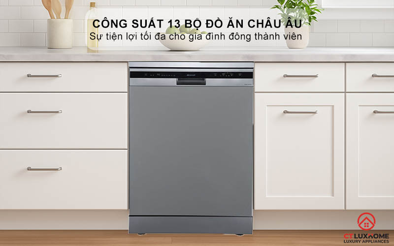 Dung tích chứa lớn, công suất rửa 13 bộ đồ ăn Châu Âu