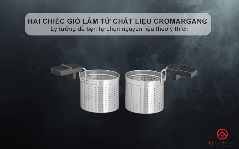 Hai chiếc giỏ làm từ chất liệu Cromargan® cao cấp với tay cầm chịu nhiệt rất lý tưởng để bạn tự chọn nguyên liệu theo ý thích